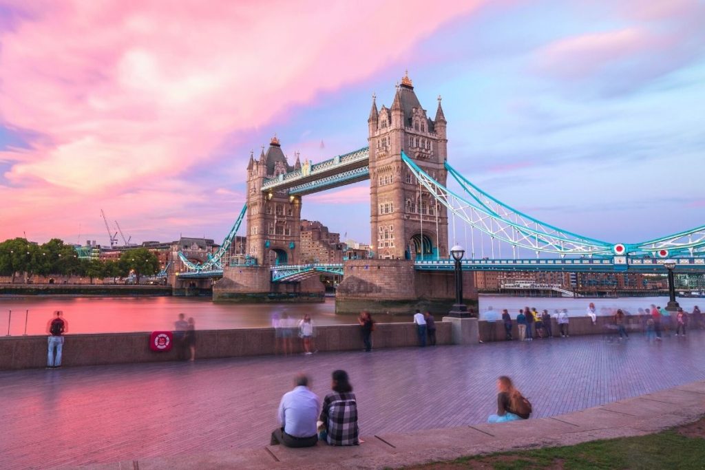 Unforgettable Romantic Escapes: Top Things to Do in London for Couples