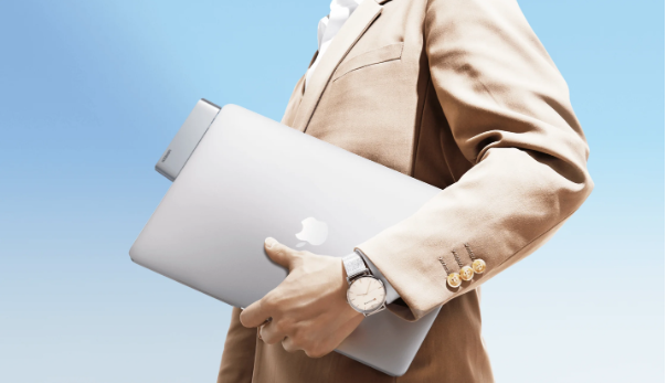 The Ultimate Laptop Companion: Leveraging a UGREEN Docking Station