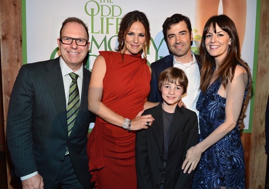 What Is Ron Livingston Net Worth? His Earning Sources 2024