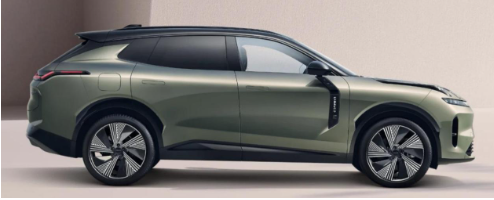 Why Is the LYNK 08 the Best Choice for Hybrid Enthusiasts?