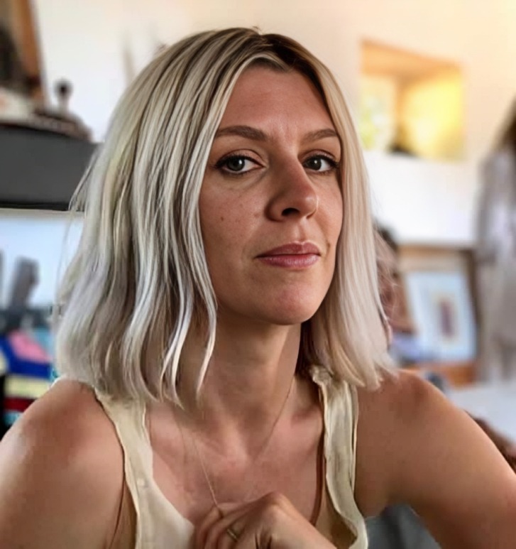 Who is Hannah Gibson? Full Biography 2024