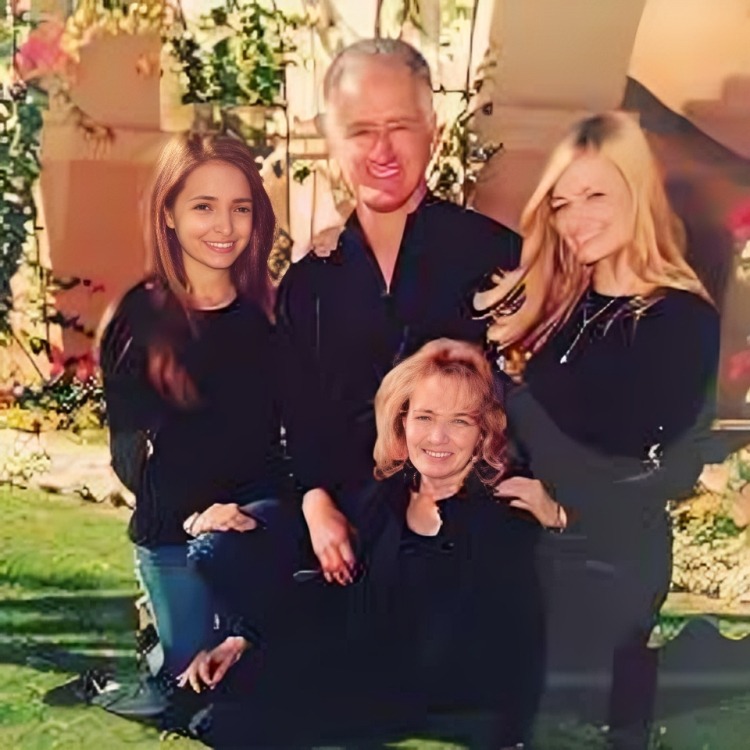 What is Beth Behrs Net worth? Her Earning Sources 2024