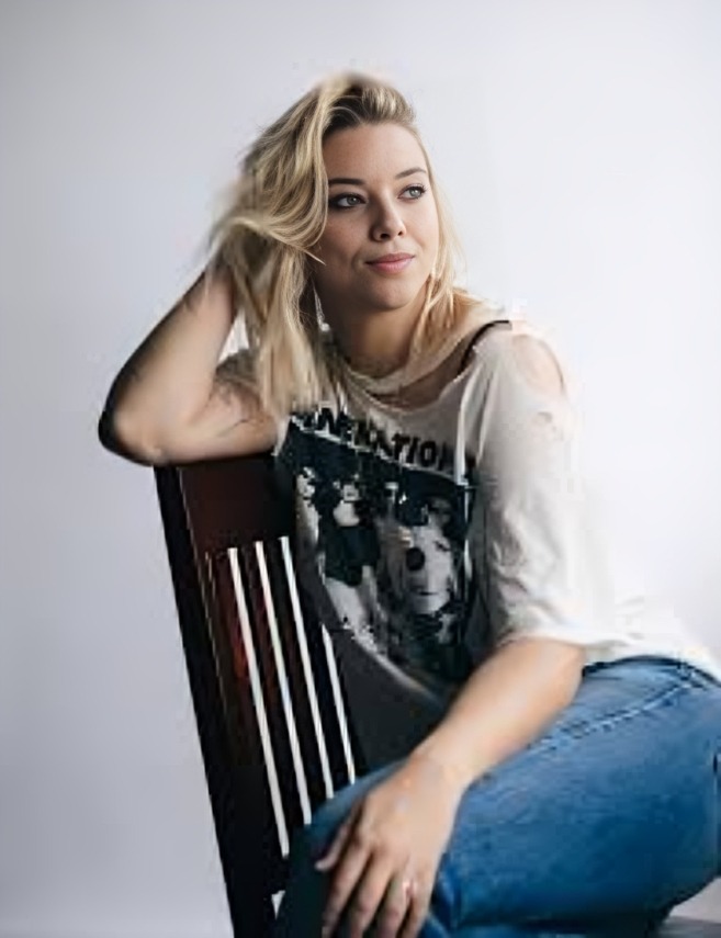 Who is Carlie Casey? Full Biography 2024