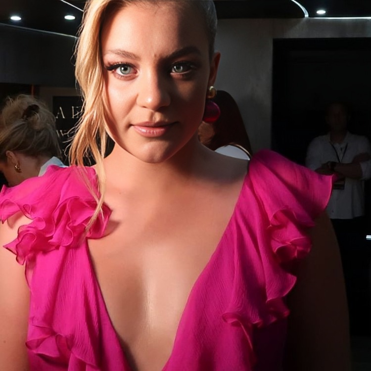 What is Lauren Alaina Net Worth? Her Earning Sources 2024