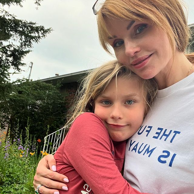 Polly Shannon: Shocking Secrets of the Canadian Actress Revealed