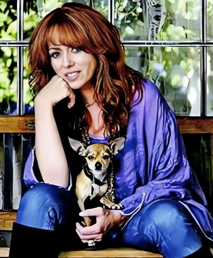 What is Mackenzie Phillips Net Worth? Her Earning Sources 2024