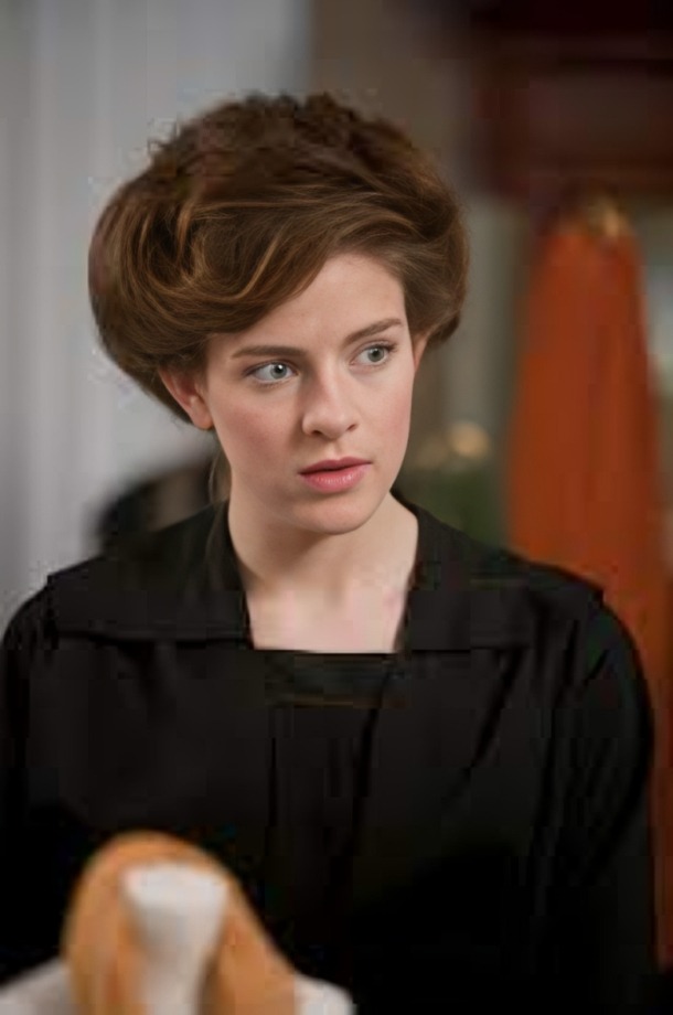 Who is Aisling Loftus? Full Biography 2024