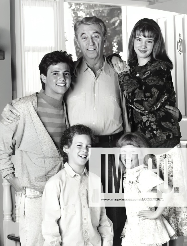 What is Juliette Lewis Net Worth? Her Earning Sources 2024