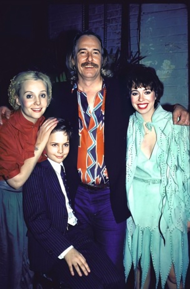 What is Mackenzie Phillips Net Worth? Her Earning Sources 2024