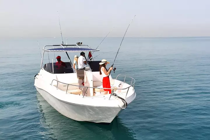 Exploring the Best Fishing Areas in Dubai: A Guide for Enthusiasts and Tourists