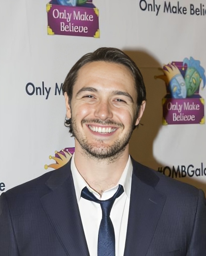 Aaron Dean Eisenberg: Meet the Talented American Actor