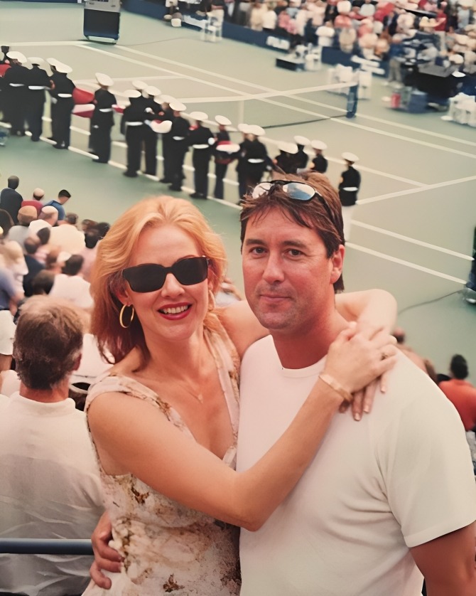 James Patrick Huggins: Meet Penelope Ann Miller's Husband