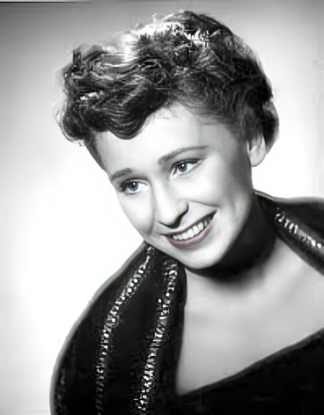 Alice Ghostley: Meet the Iconic American Actress and Singer