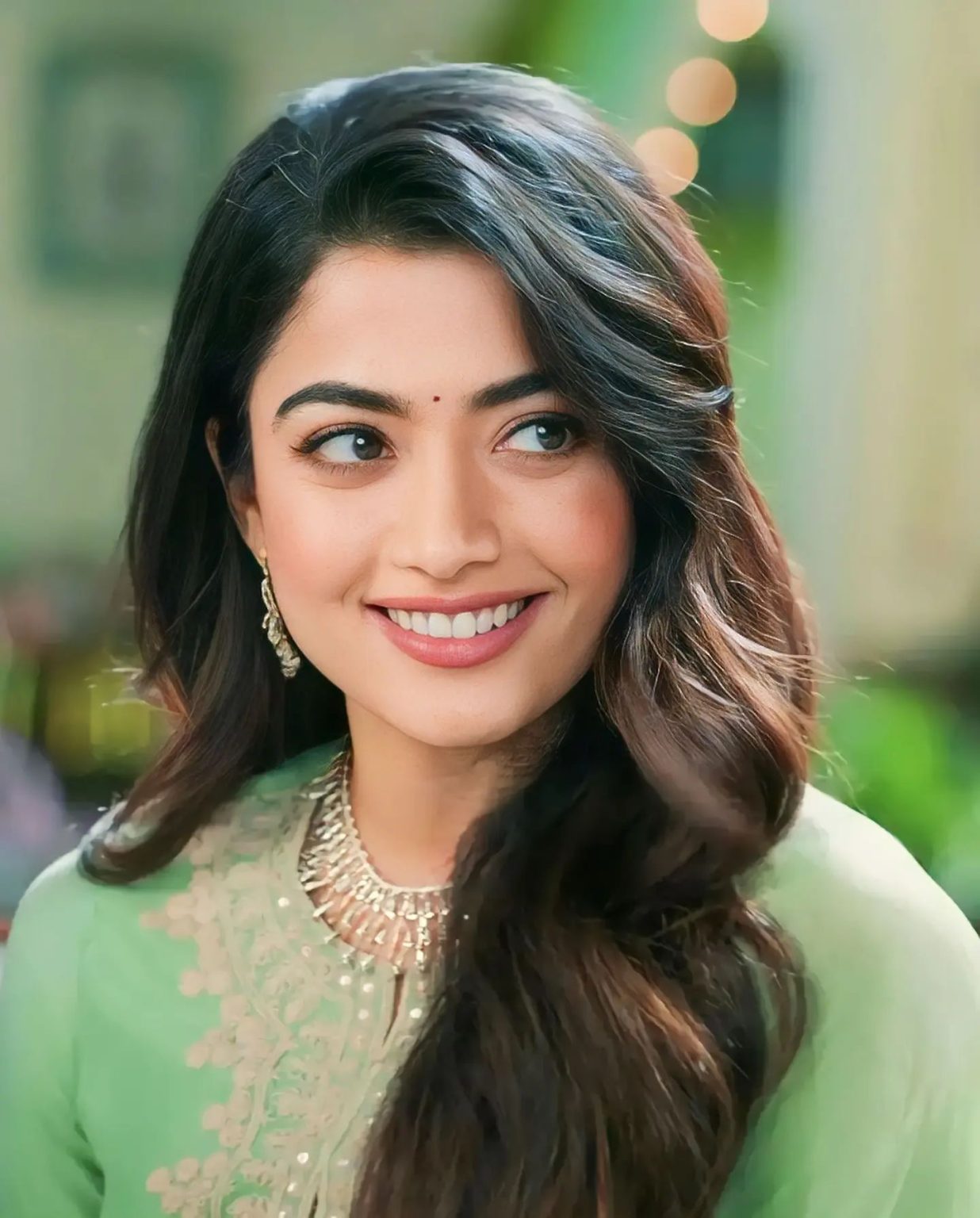 India Rashmika Rashmika Mandanna Age: How Old Is the Bollywood Star Rashmika Mandanna ...