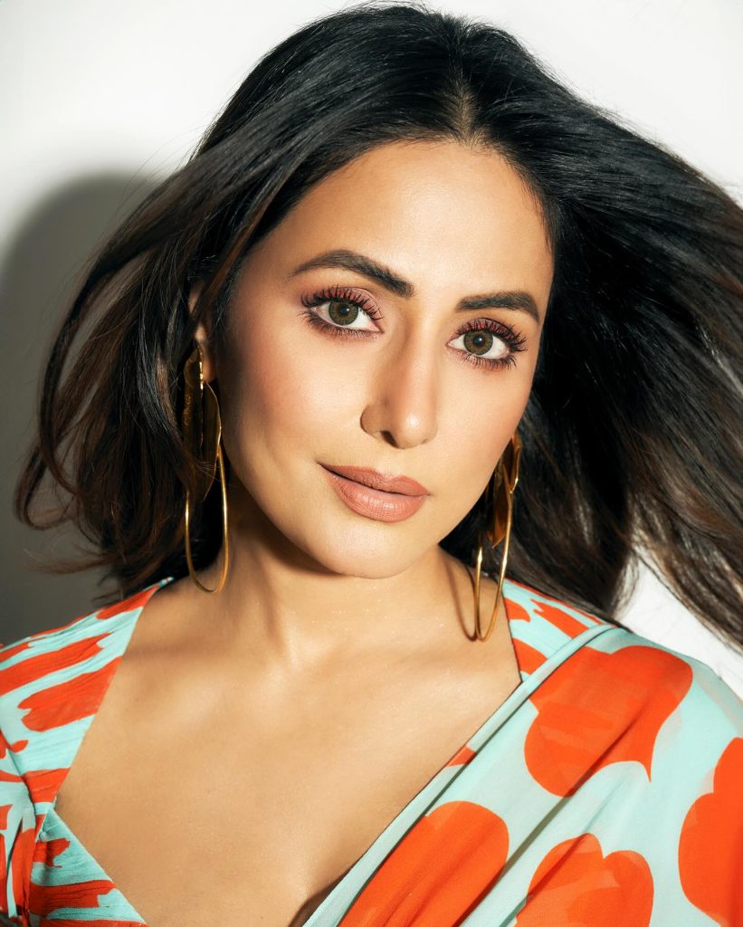 Hina Khan Biography: From TV Star to Bollywood Actress Hina Khan Biography: From TV Star to Bollywood Actress