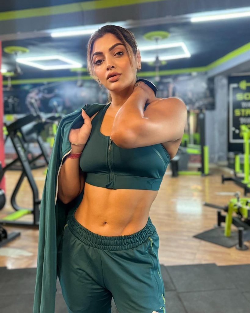 Akanksha Puri Husband Name