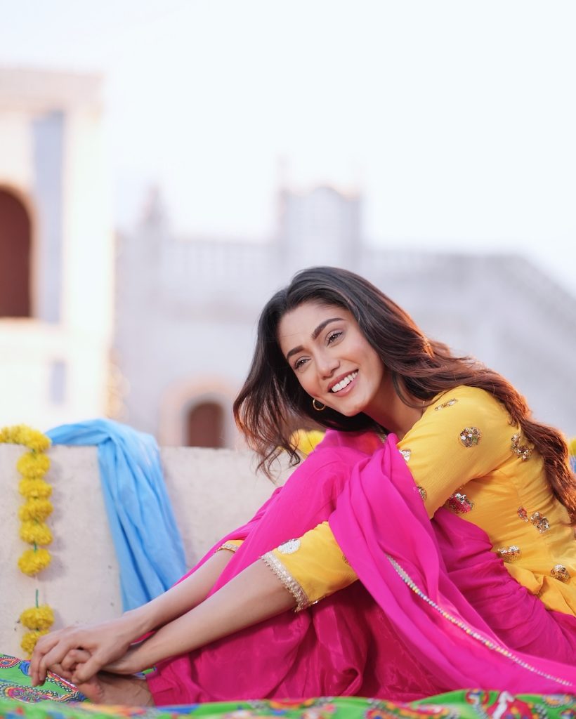 Sana Makbul Height: How Tall Is This Indian Model & Actress