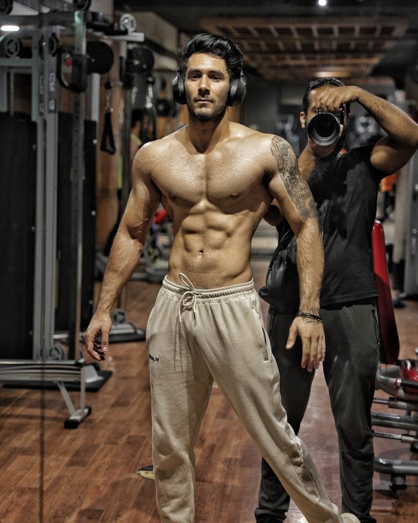 Siwet Tomar Age: YouTuber's Journey and Secrets Revealed