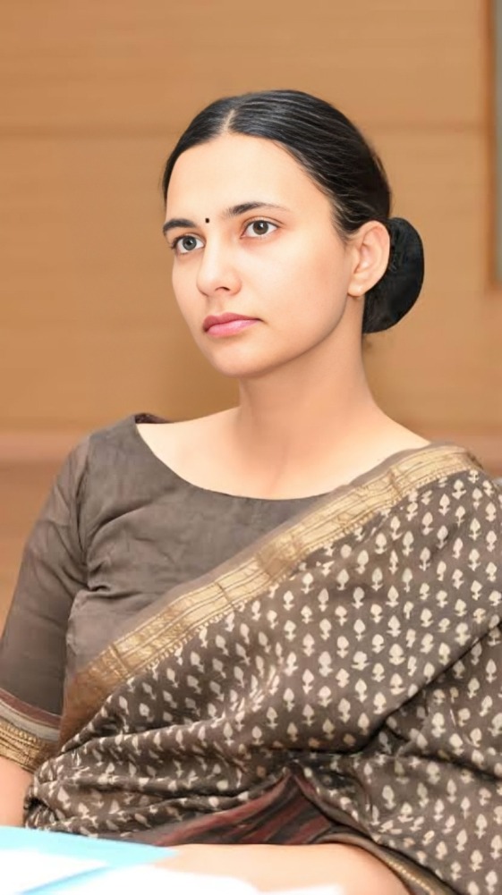 Aashna Chaudhary Age: The Internet Personality You Should Know