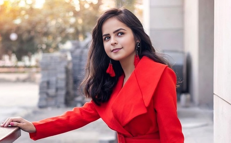 Palak Sindhwani Age: How Old is This Talented Actress