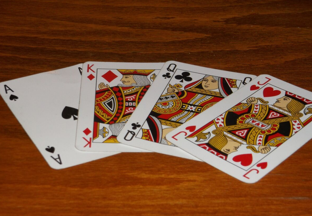 Royal Win Login & Card Game 2024