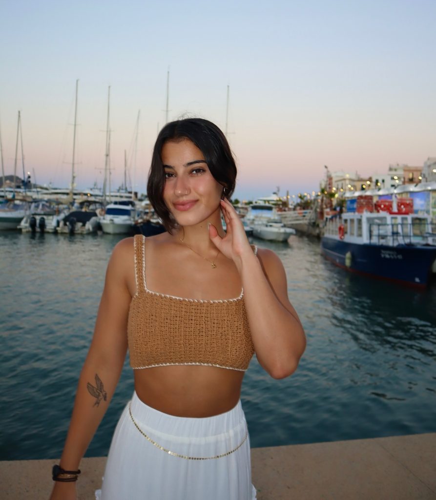 Sara Saffari Age: How Old Is the Internet Personality