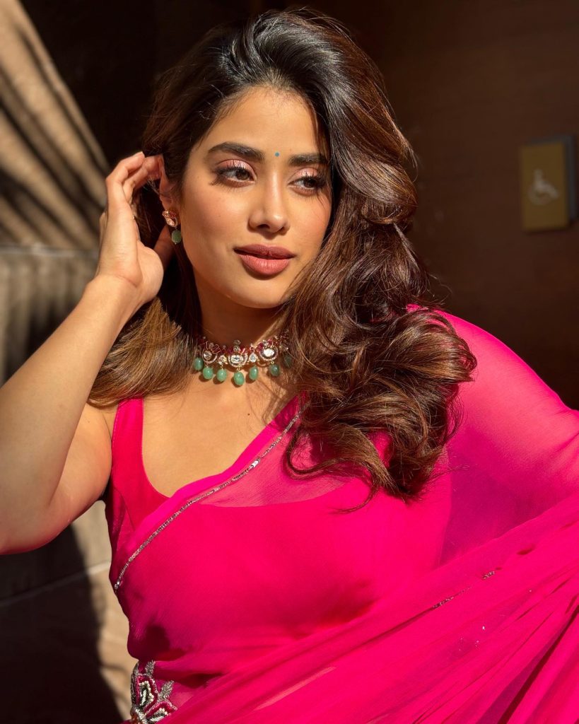 Janhvi Kapoor Height 