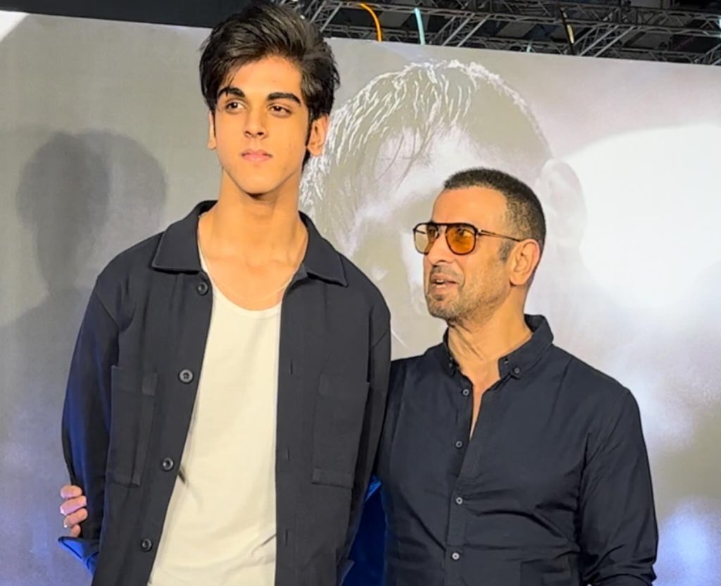 Ronit Roy Son Height: Revealing the Actor & Businessman's Family