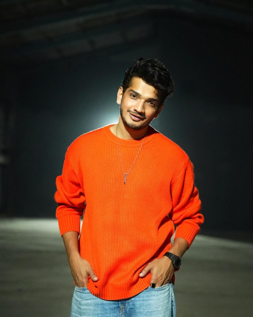Munawar Faruqui Age: Discover the Comedian and Rapper’s Age Munawar Faruqui Age: Discover the Comedian and Rapper’s Age