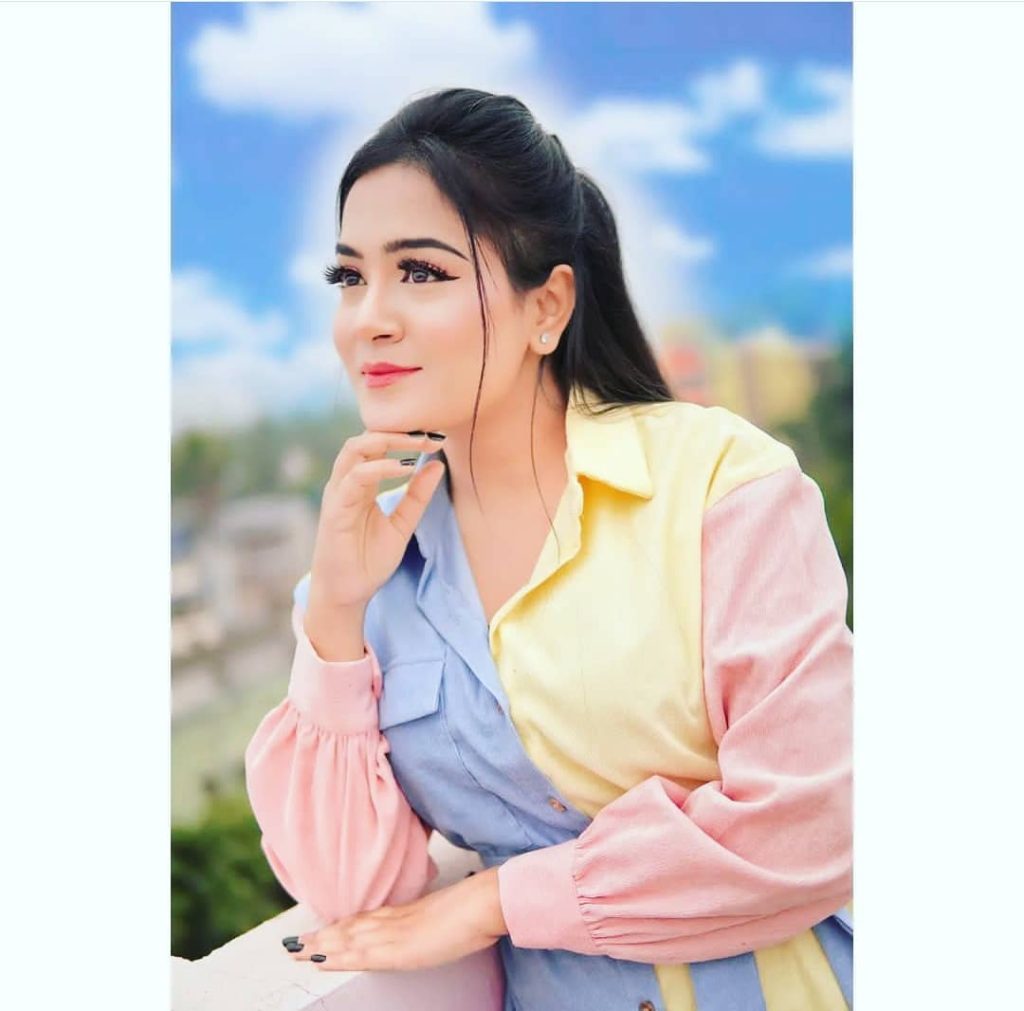 Nilanjana Dhar Age: Makeup Artist, Content Creator & Stylist