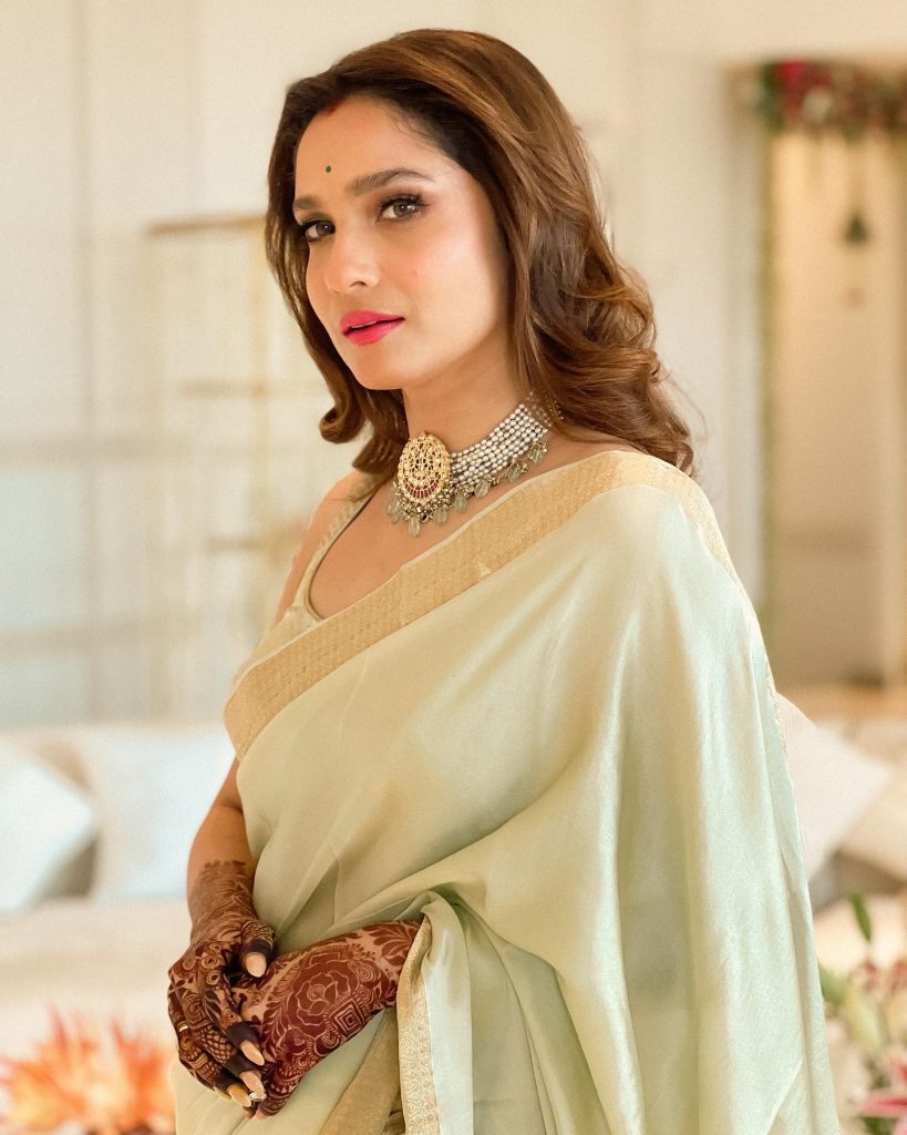 Ankita Lokhande height